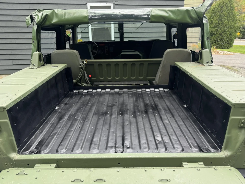 AM General Hummer - Image 19 of 31
