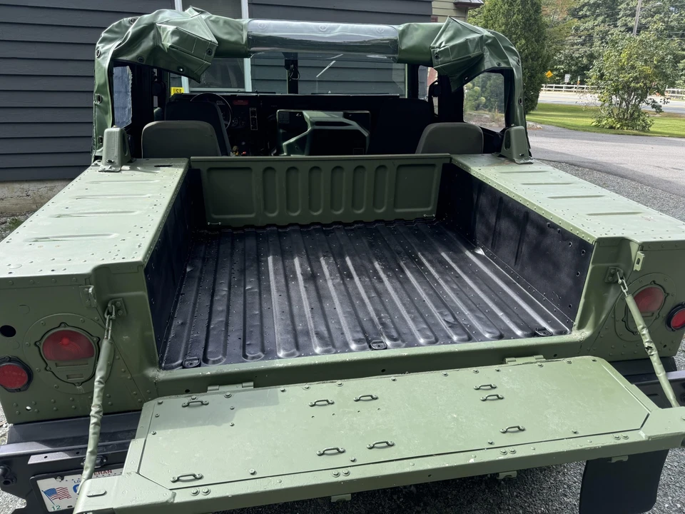 AM General Hummer - Image 20 of 31