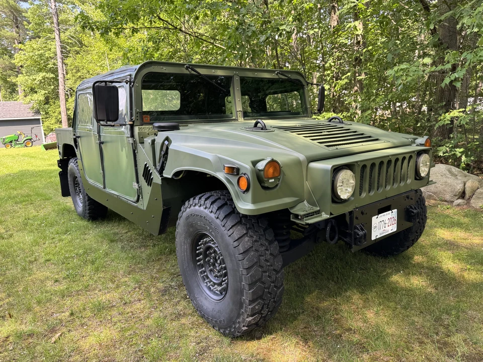 AM General Hummer - Image 7 of 31