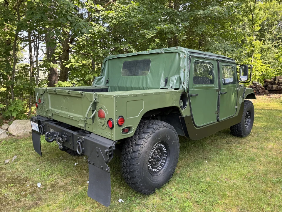 AM General Hummer - Image 12 of 31