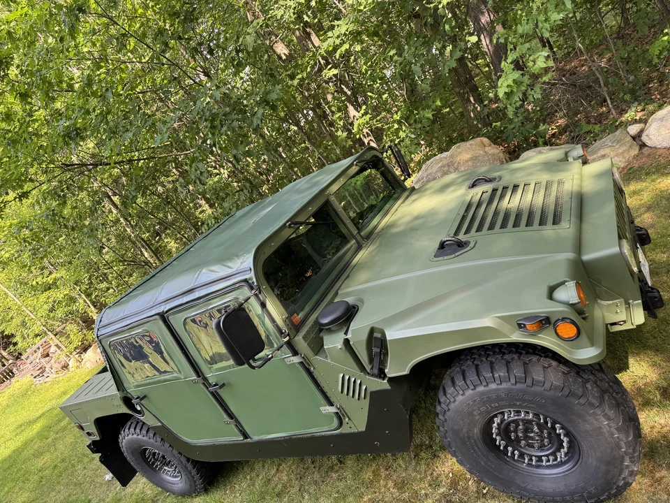 AM General Hummer - Image 9 of 31