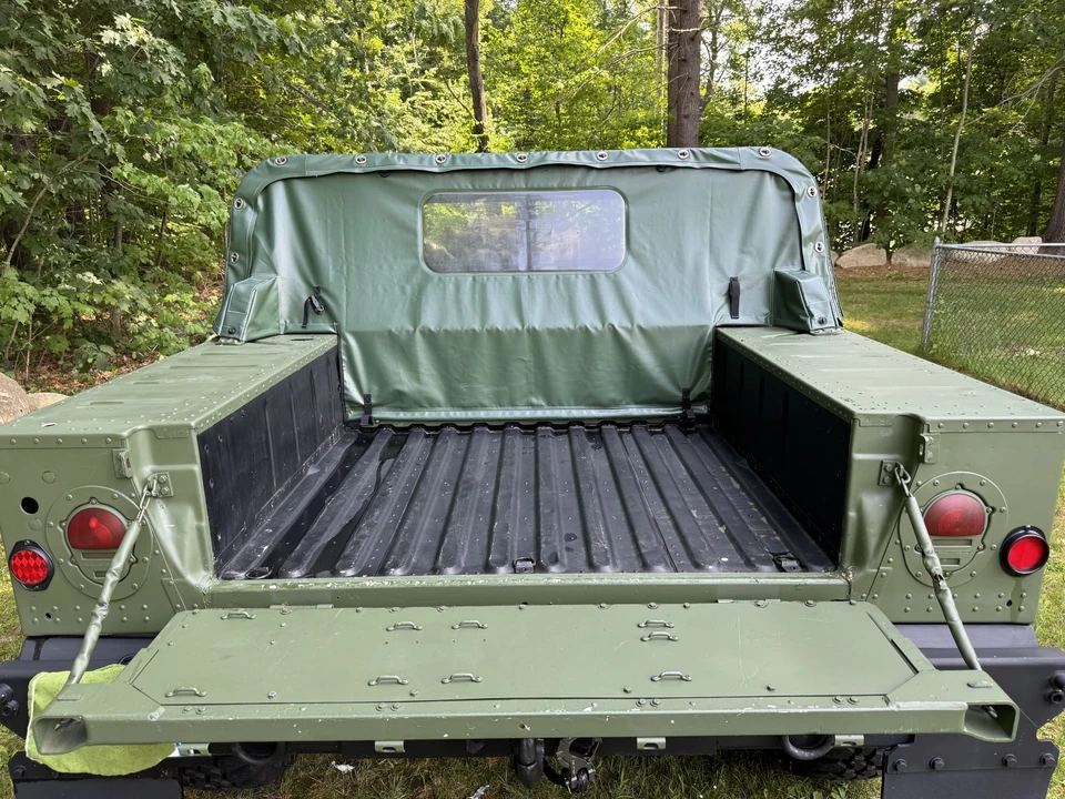 AM General Hummer - Image 18 of 31