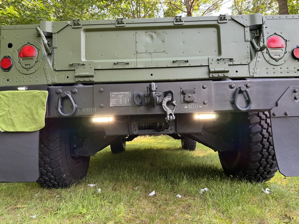 AM General Hummer - Image 21 of 31