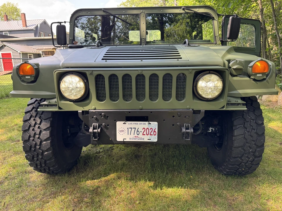 AM General Hummer - Image 5 of 31