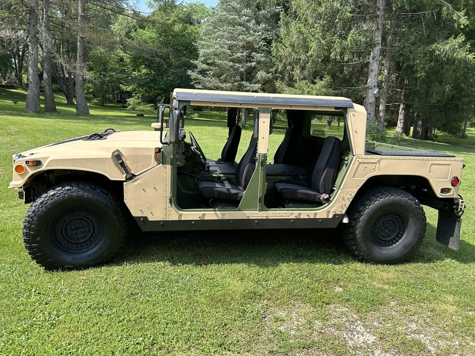 Hummer HMMWV - Image 27 of 31