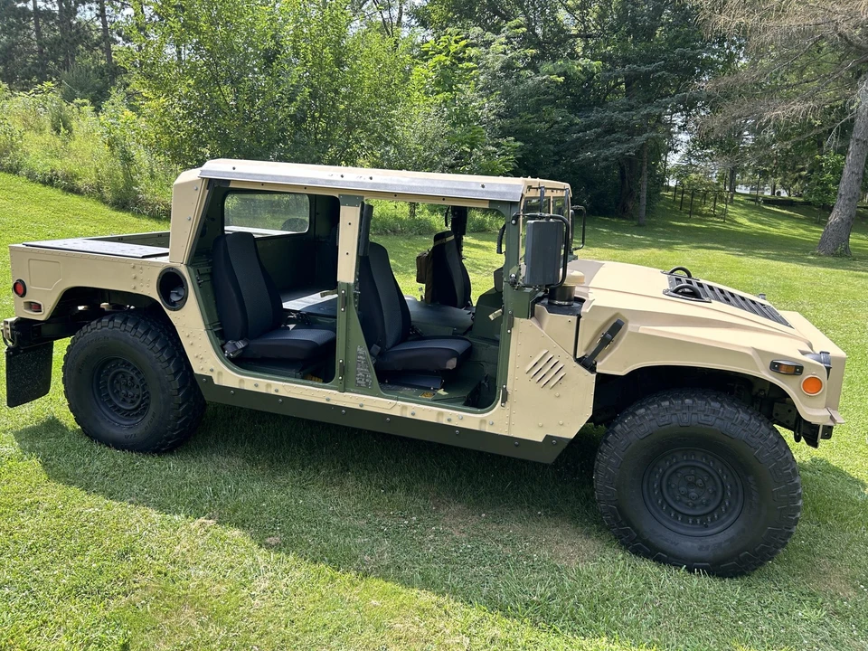 Hummer HMMWV - Image 30 of 31