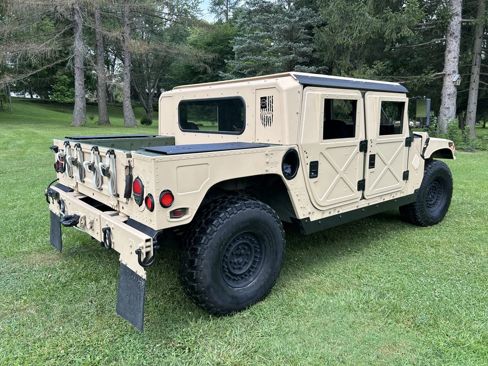 Hummer HMMWV - Image 16 of 31