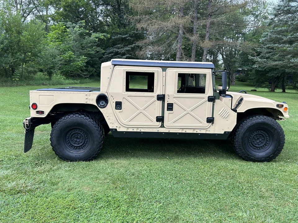 Hummer HMMWV - Image 17 of 31