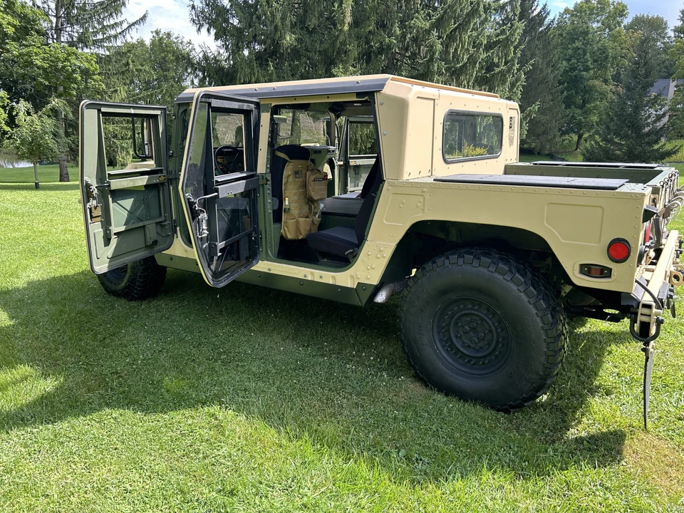 Hummer HMMWV - Image 21 of 31