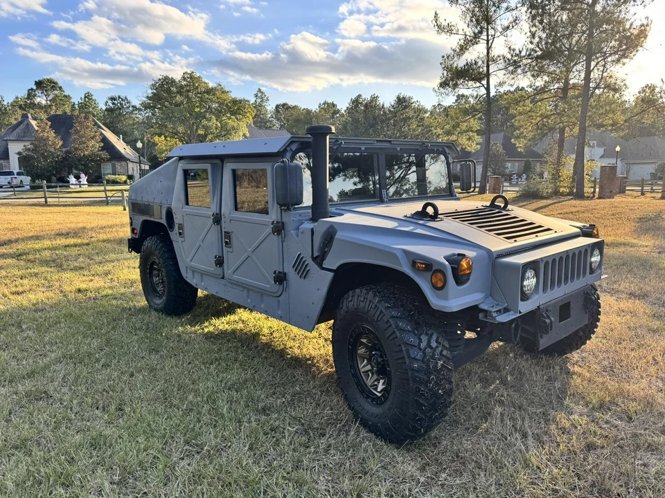 Hummer HMMWV - Image 9 of 31