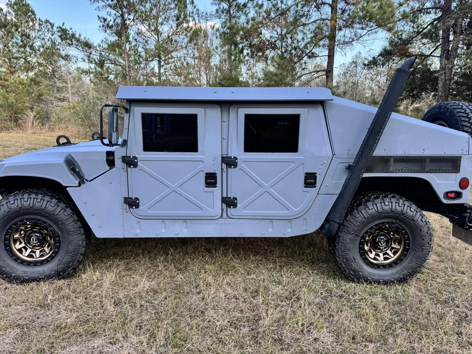 Hummer HMMWV - Image 20 of 31