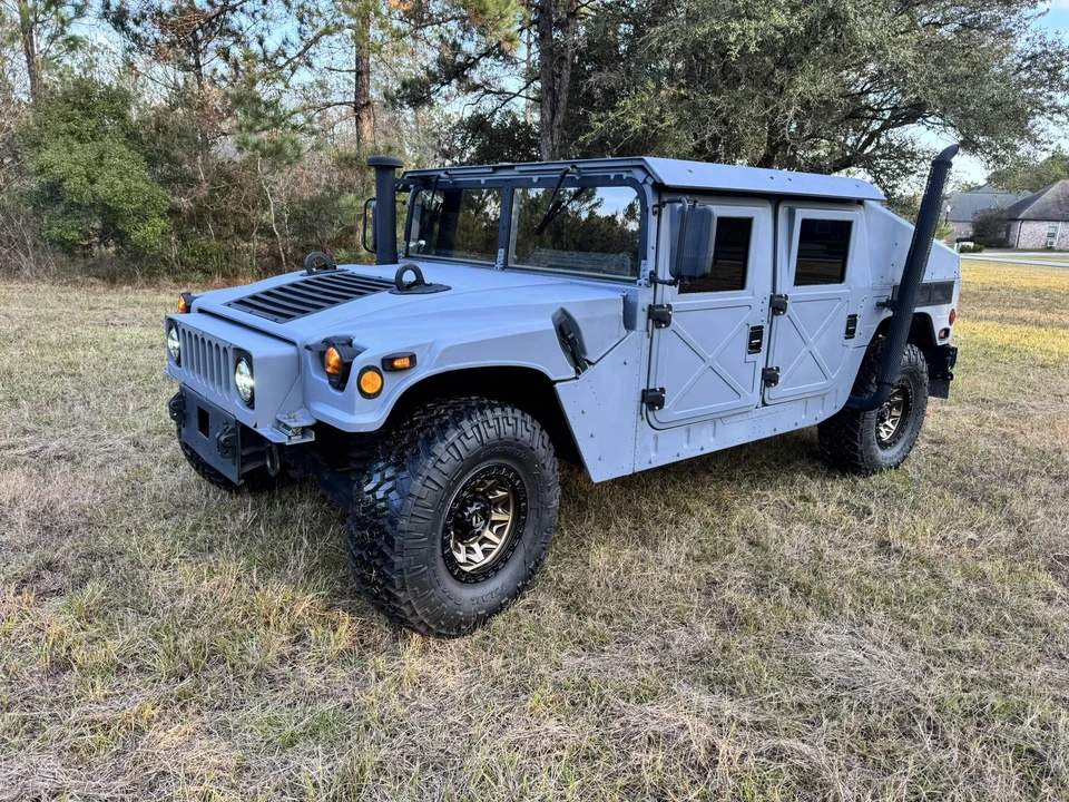 Hummer HMMWV - Image 2 of 31