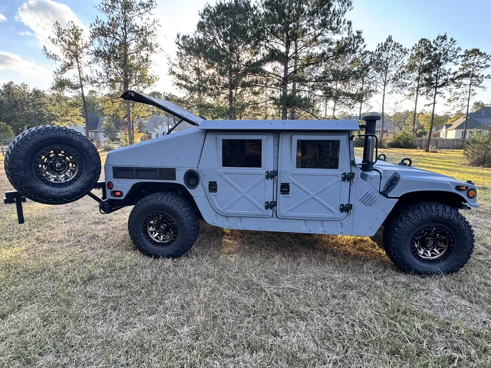 Hummer HMMWV - Image 15 of 31