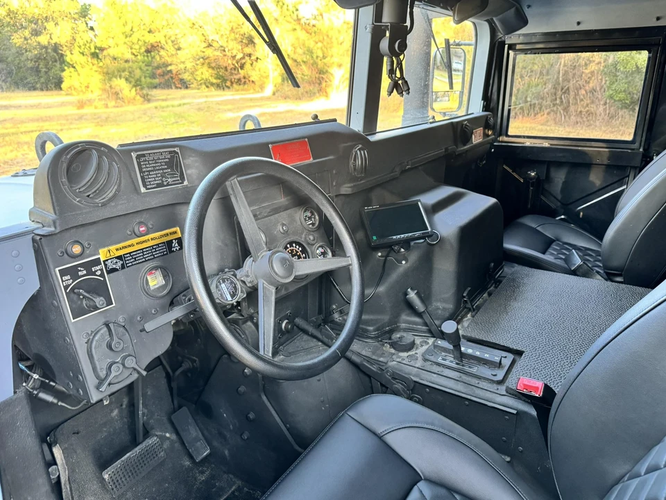 Hummer HMMWV - Image 28 of 31
