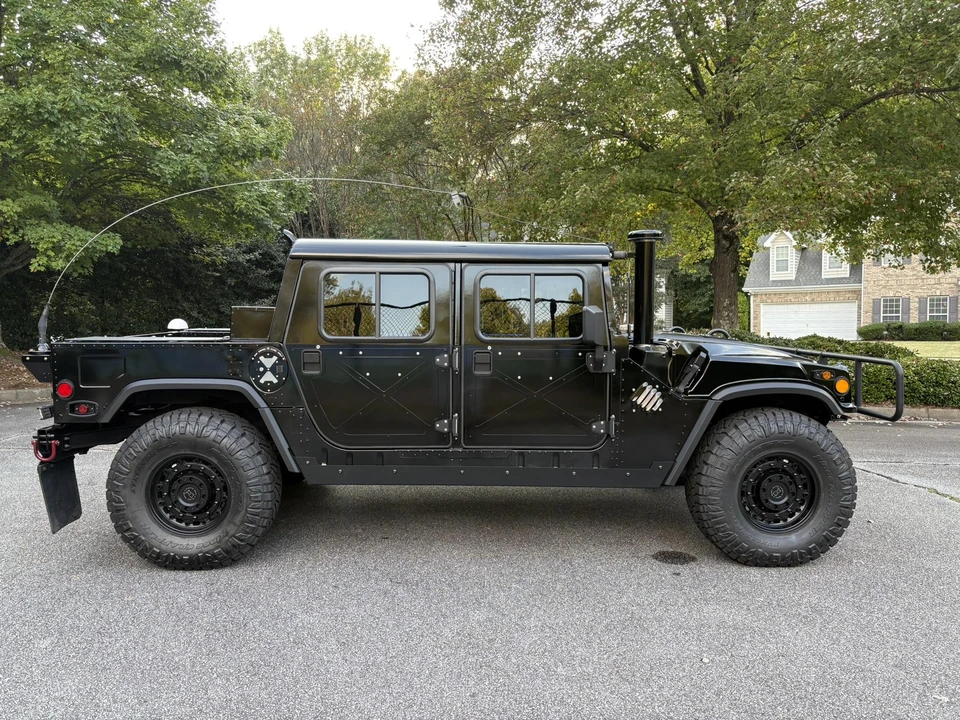 Hummer HMMWV - Image 19 of 31