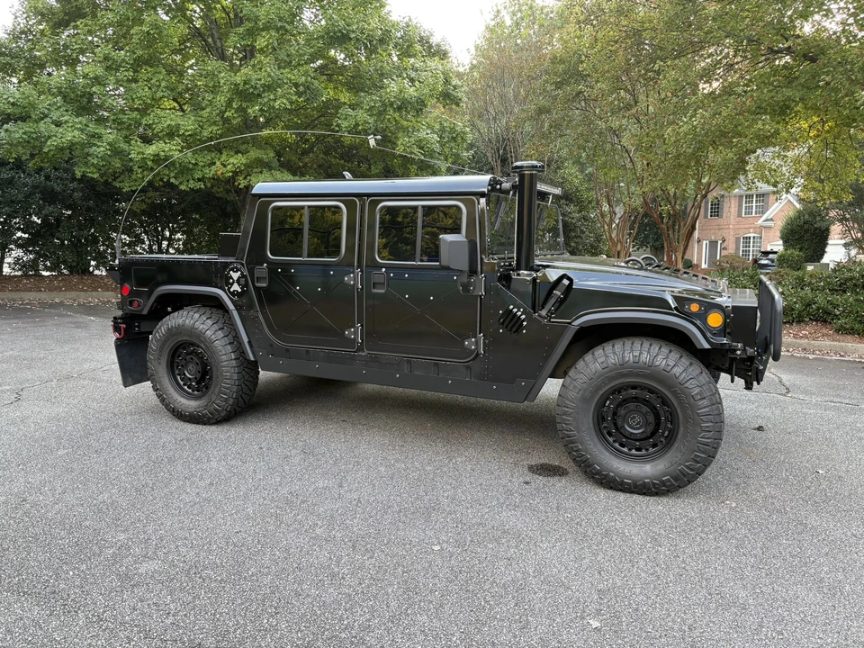 Hummer HMMWV - Image 20 of 31