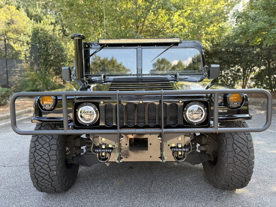 Hummer HMMWV - Image 27 of 31