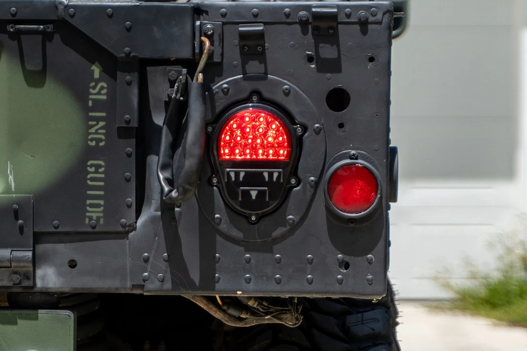 Hummer HMMWV - Image 30 of 31