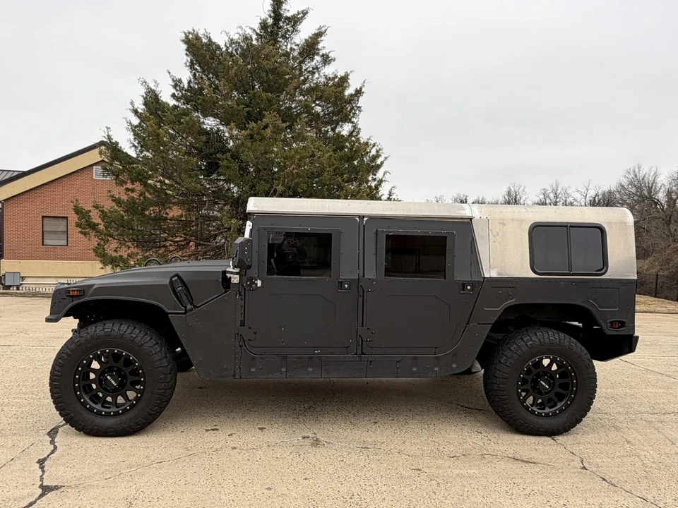 Hummer HMMWV - Image 3 of 31