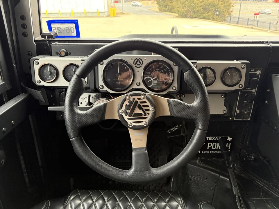 Hummer HMMWV - Image 24 of 31