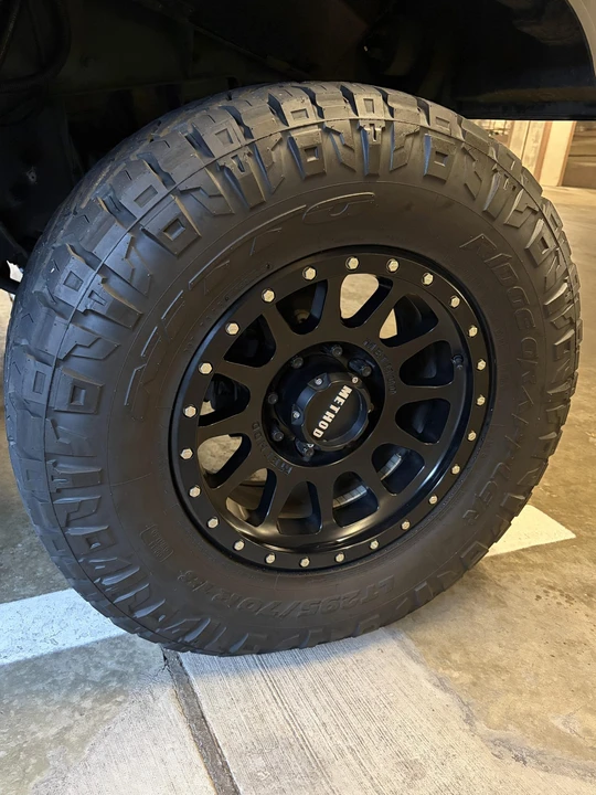Hummer HMMWV - Image 18 of 31