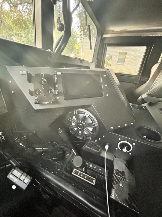 Hummer HMMWV - Image 31 of 31