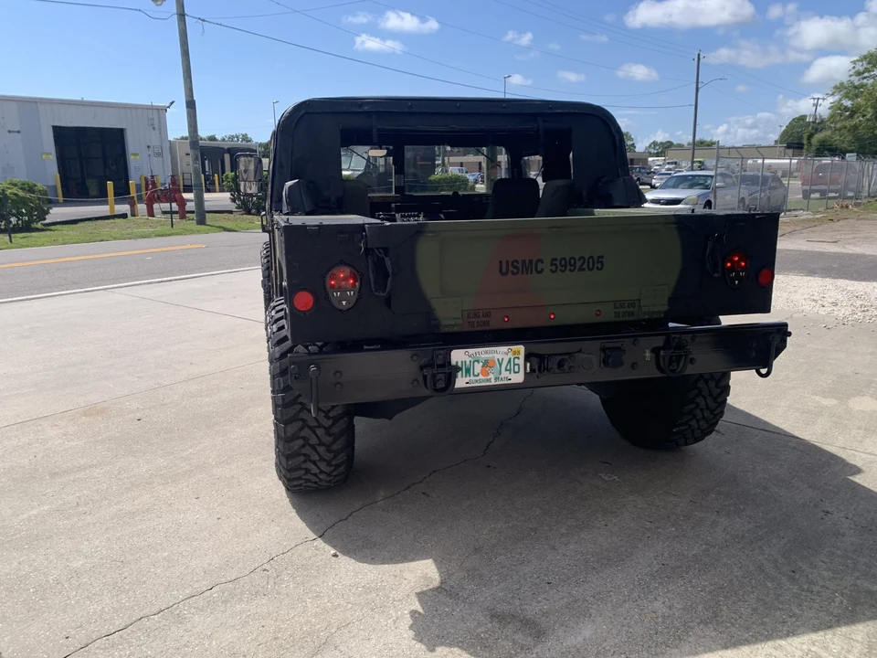 Hummer HMMWV - Image 17 of 31