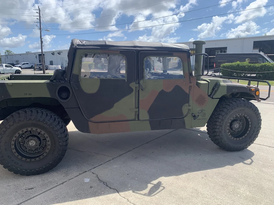 Hummer HMMWV - Image 11 of 31