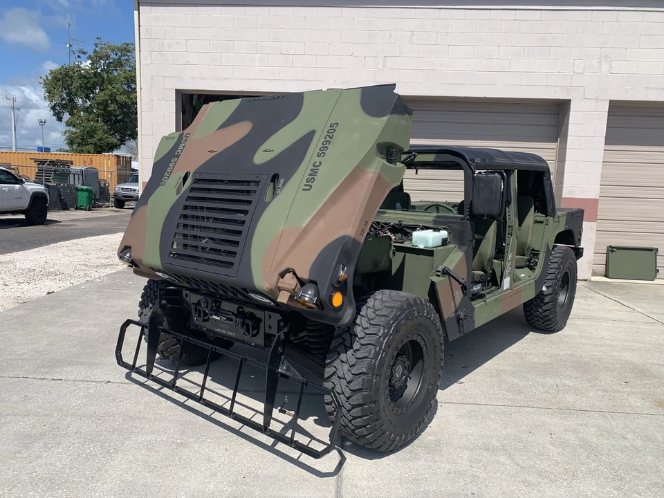 Hummer HMMWV - Image 24 of 31