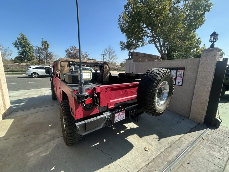 Hummer HMMWV - Image 24 of 31
