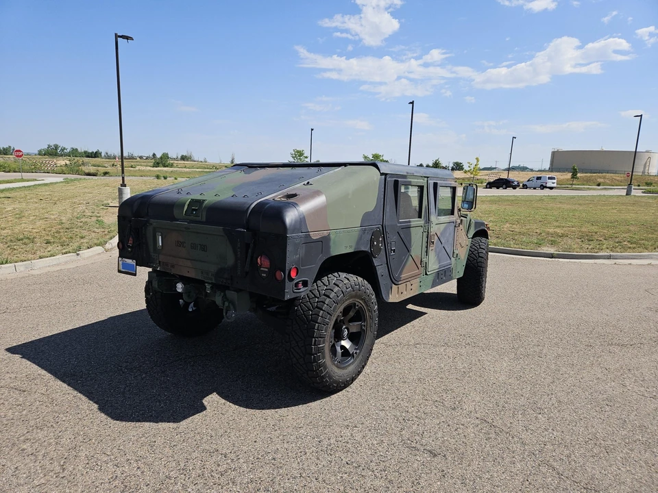 Hummer HMMWV - Image 17 of 31