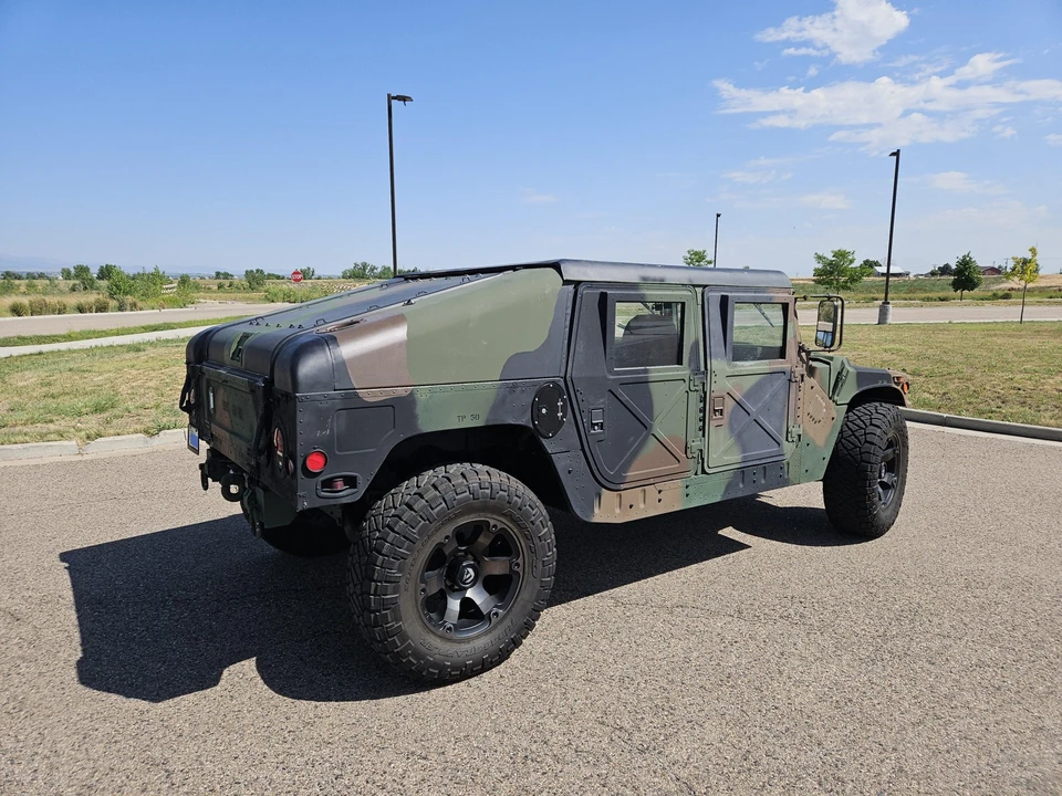 Hummer HMMWV - Image 18 of 31