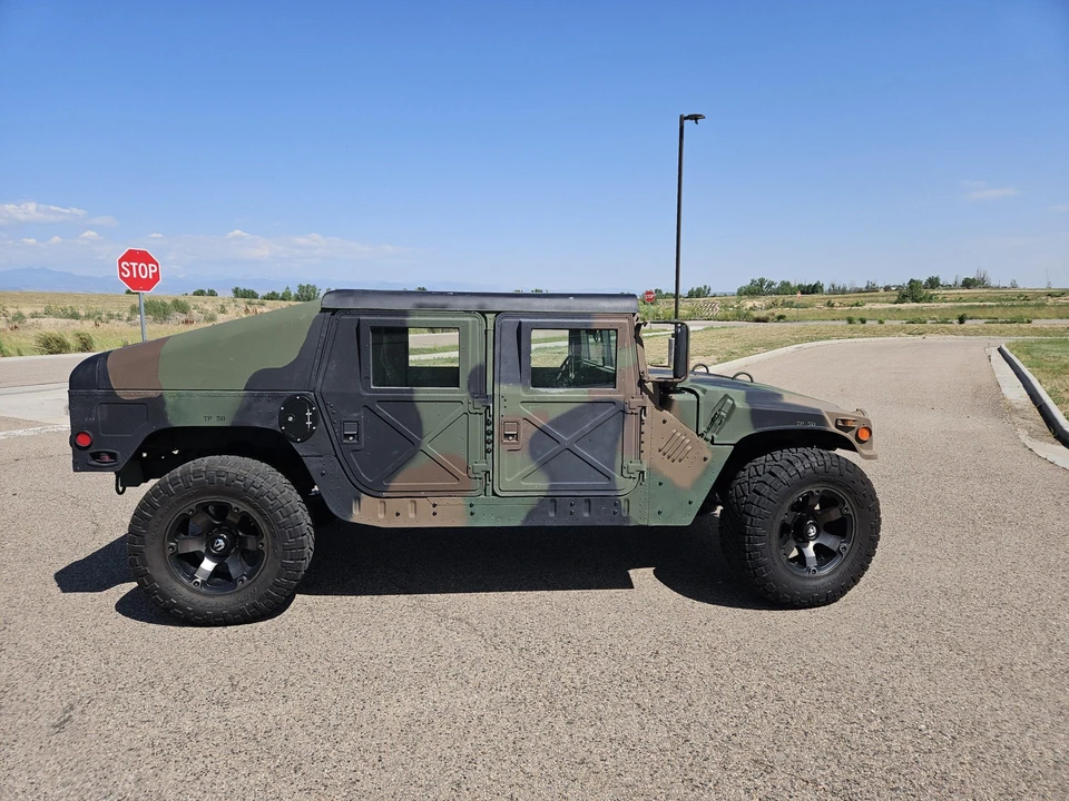 Hummer HMMWV - Image 20 of 31
