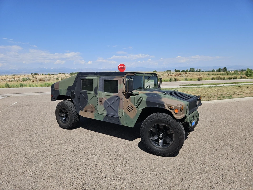 Hummer HMMWV - Image 22 of 31