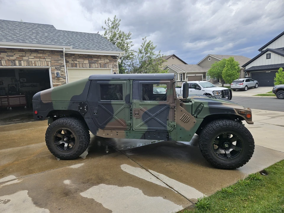 Hummer HMMWV - Image 27 of 31