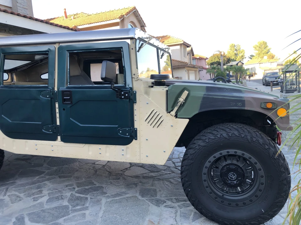 Hummer HMMWV - Image 21 of 31