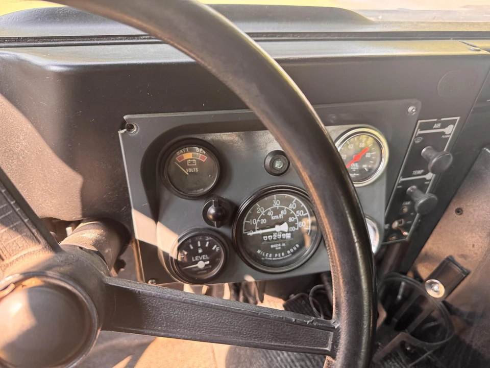 Hummer HMMWV - Image 25 of 31