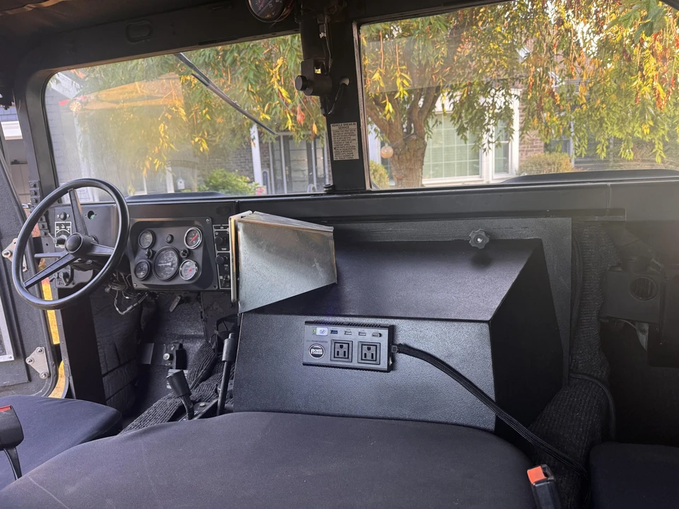 Hummer HMMWV - Image 29 of 31