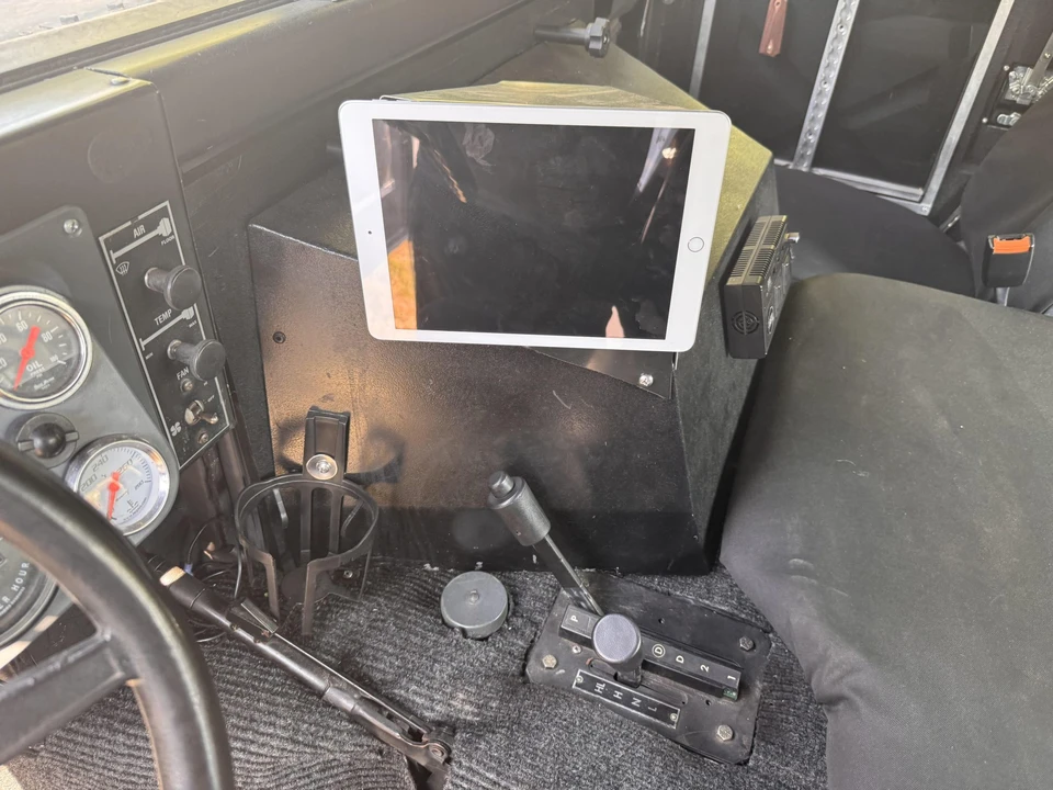 Hummer HMMWV - Image 26 of 31