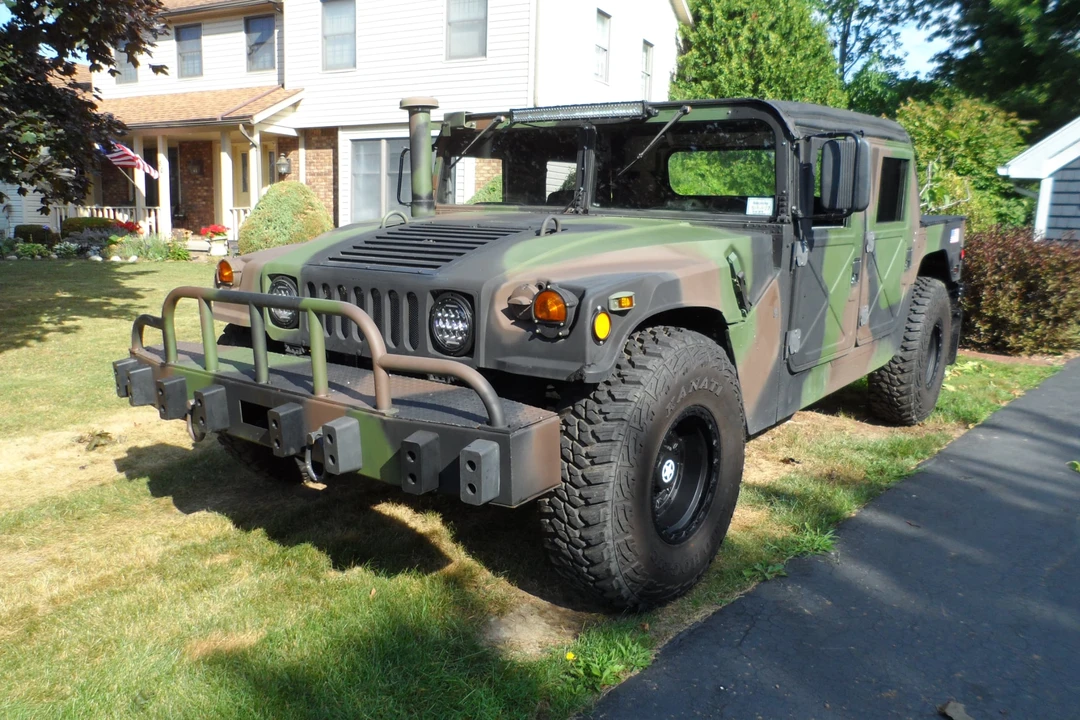 Hummer HMMWV - Image 2 of 31