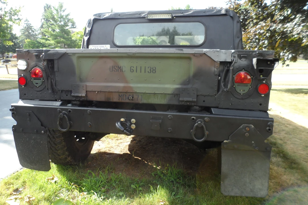 Hummer HMMWV - Image 5 of 31