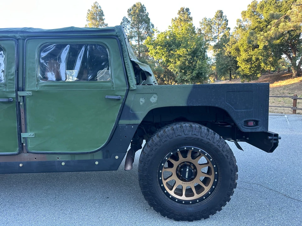 Hummer HMMWV - Image 22 of 31