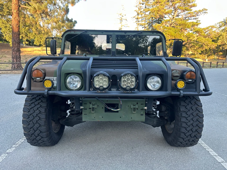 Hummer HMMWV - Image 26 of 31