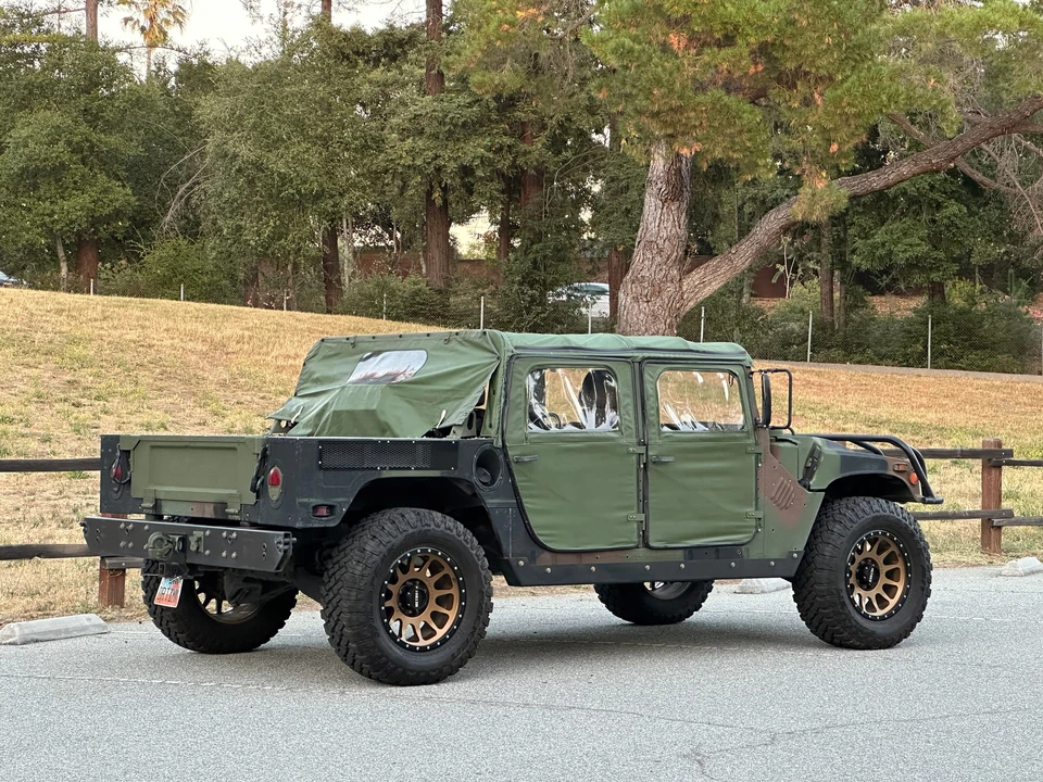 Hummer HMMWV - Image 8 of 31