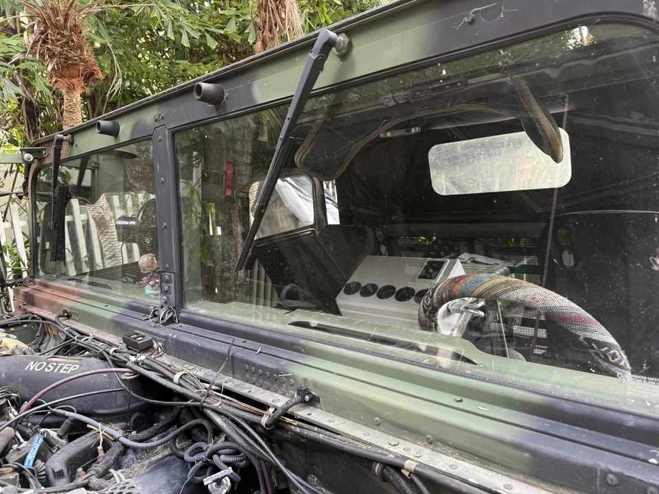 Hummer HMMWV - Image 24 of 31