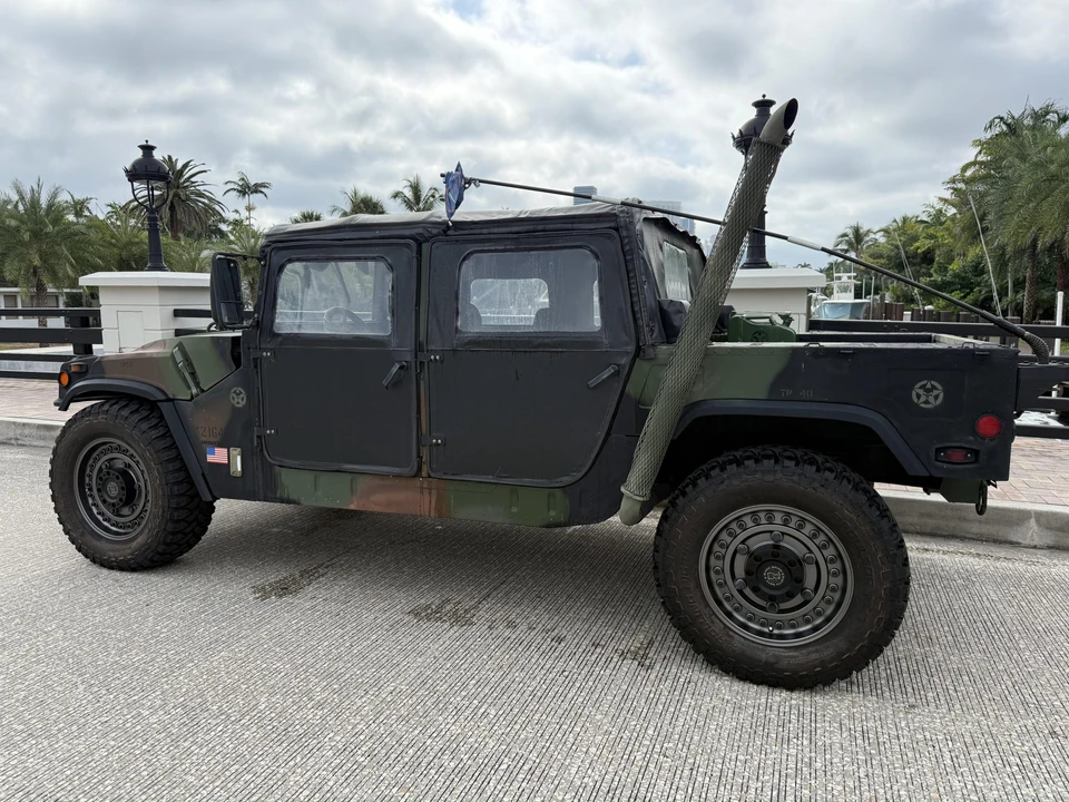 Hummer HMMWV - Image 13 of 31