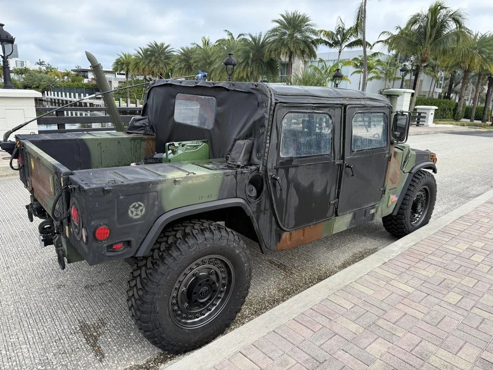 Hummer HMMWV - Image 8 of 31