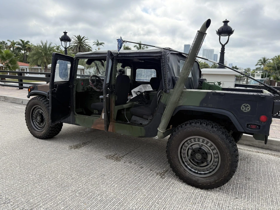 Hummer HMMWV - Image 14 of 31