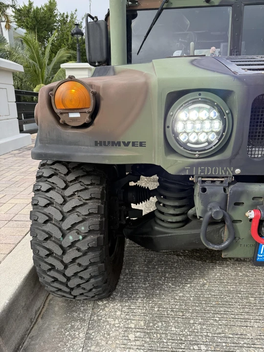 Hummer HMMWV - Image 27 of 31
