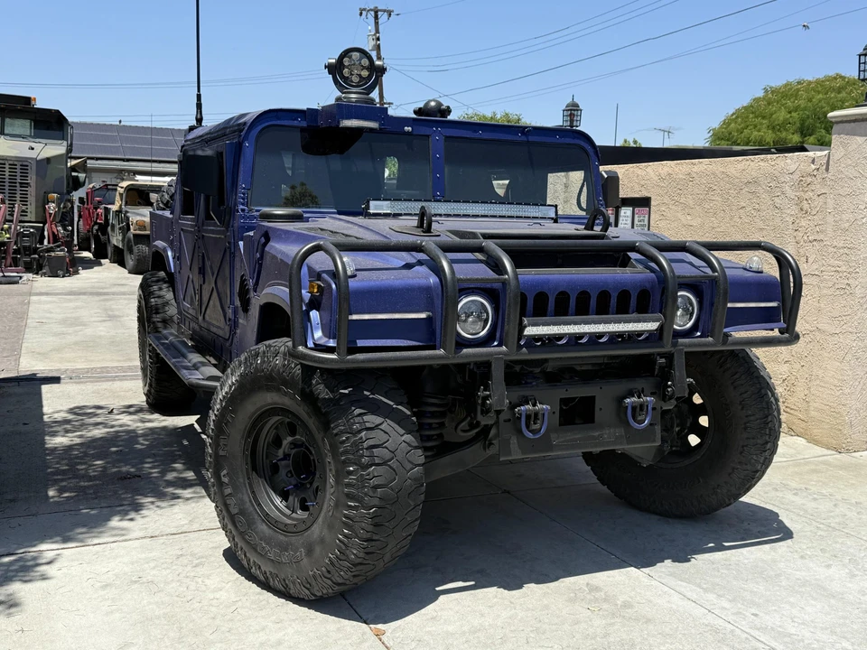 Hummer HMMWV - Image 21 of 31
